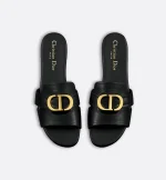 30 Montaigne Slide - Image 5